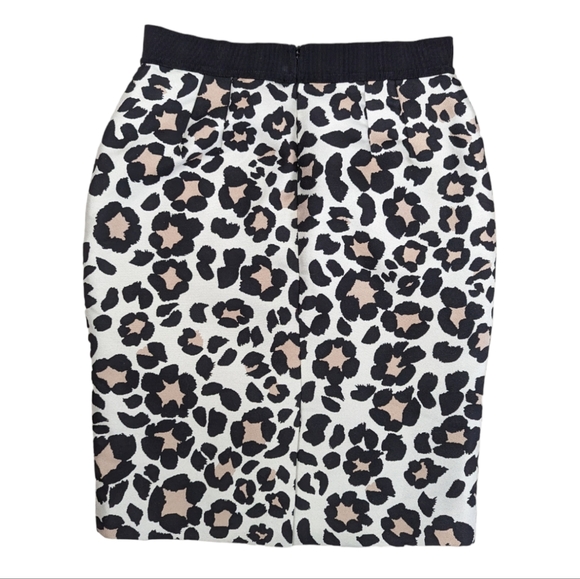 Ann Taylor Animal Print Skirt 0 - Picture 2 of 6
